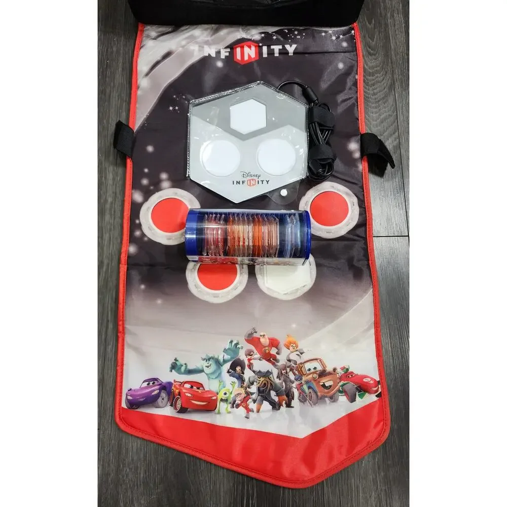 Disney Infinity 2.0 Pixar Characters Portal Pad Discs Book Games Case XBOX 360